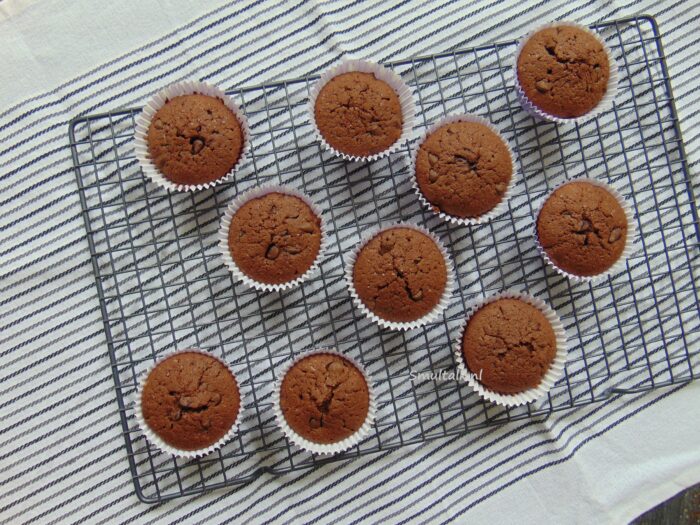 chocolade cupcakes op rooster