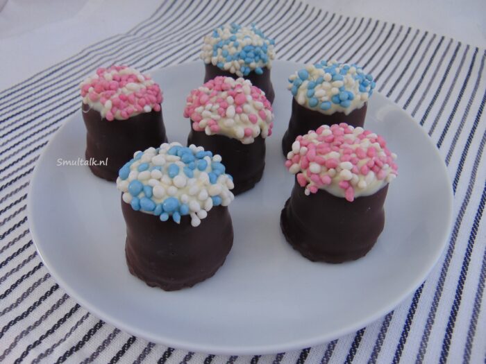 negerzoenen met muisjes